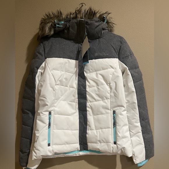 Mountain warehouse - Picture 4 of 4